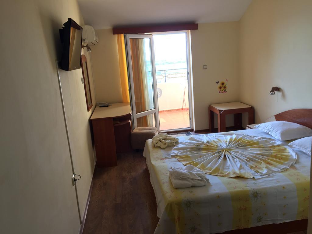 Guest House Hetodon Sozopol Exterior photo