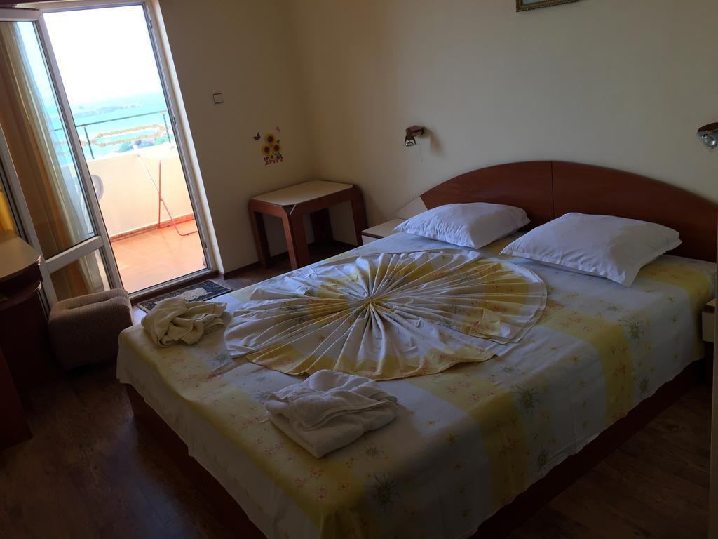 Guest House Hetodon Sozopol Exterior photo