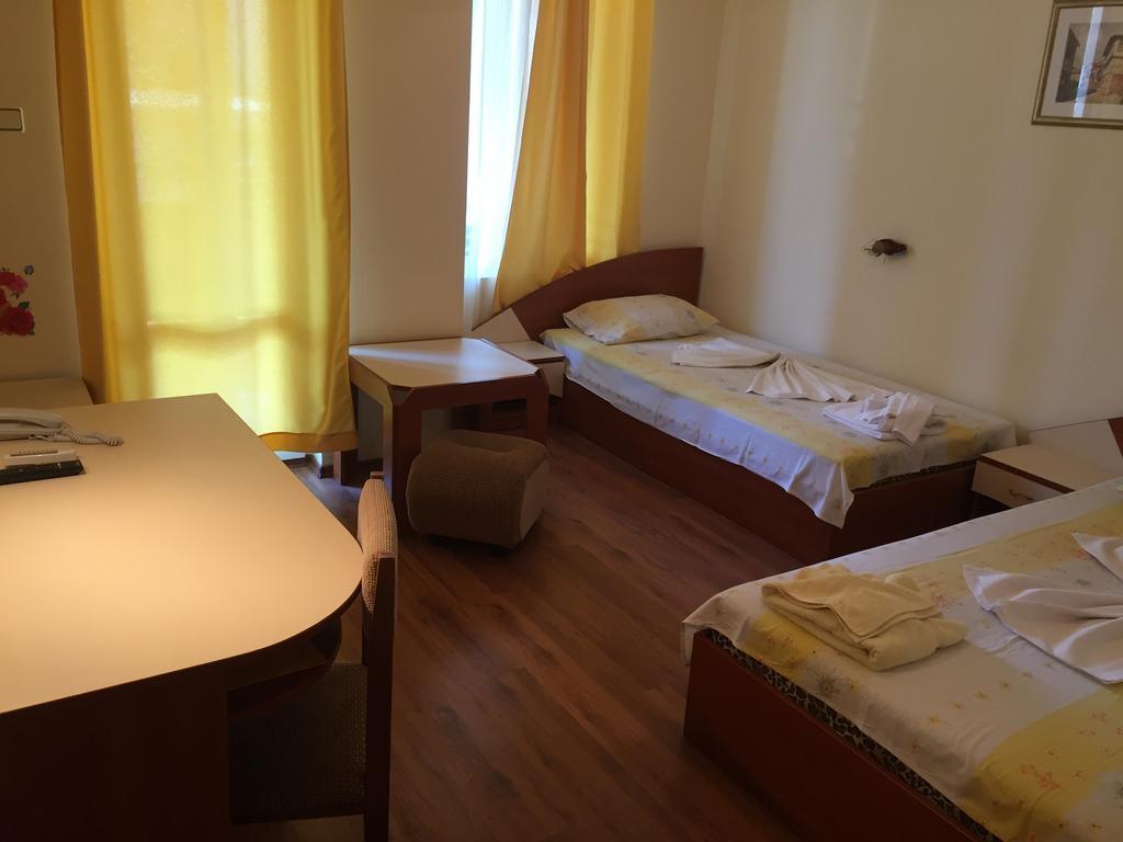 Guest House Hetodon Sozopol Exterior photo